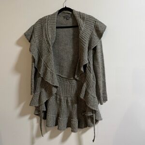 XXI  Size Medium Gray Ruffled Women's Sweater